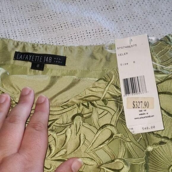 Lafayette 148 New York Soft Green Lacy Scalloped Lined Sz. 8 Skirt - Picture 2 of 2